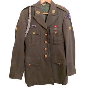 Army Dressed Green Uniform Coat Size 37L
